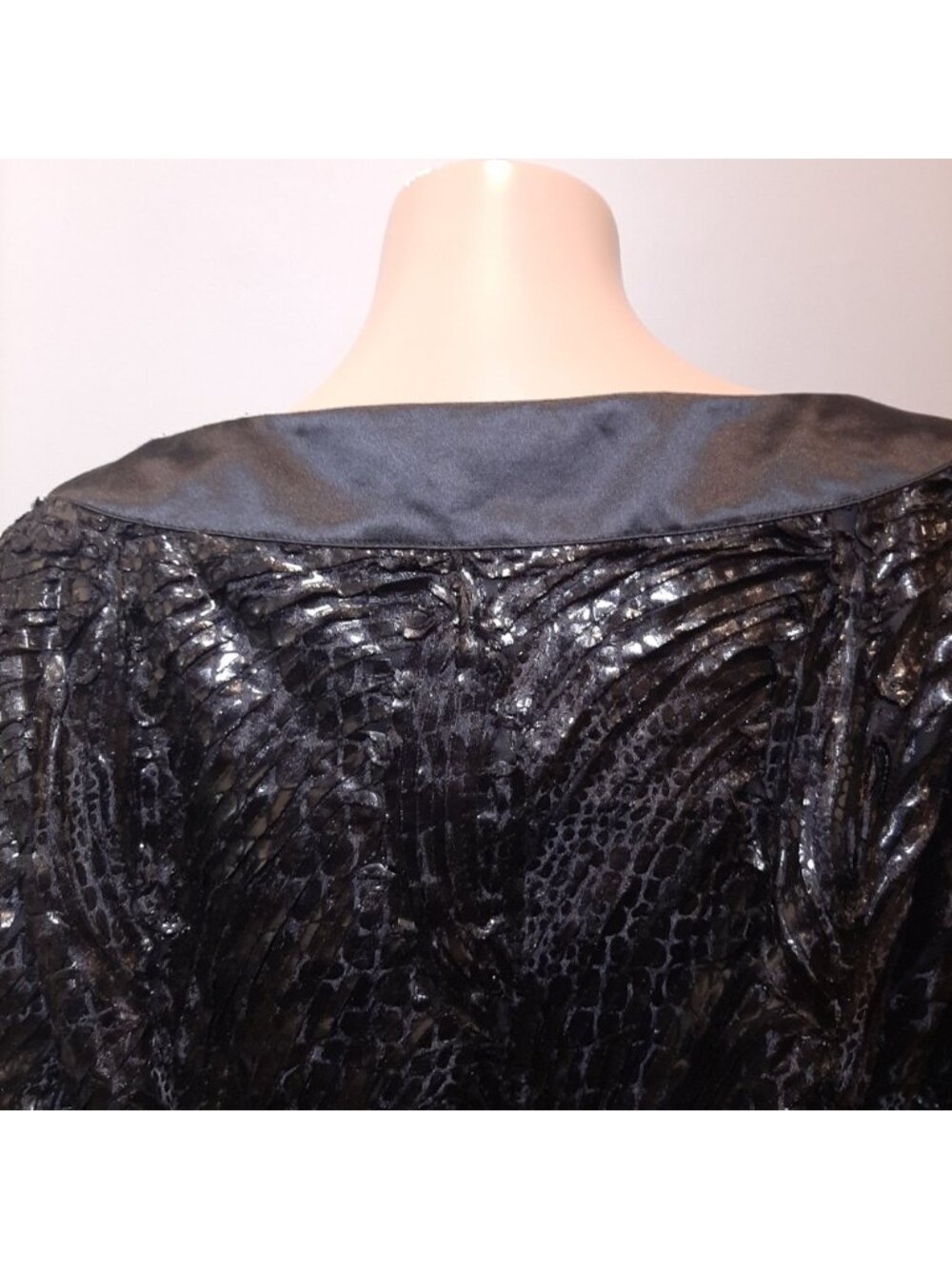 SAMUEL DONG Satin Jacket Textured Floral Buttoned Blazer Cardigan Top Designer - Picture 7 of 14